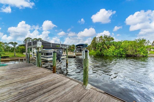 2555 DIXON TERRACE, Port Charlotte, FL 33981