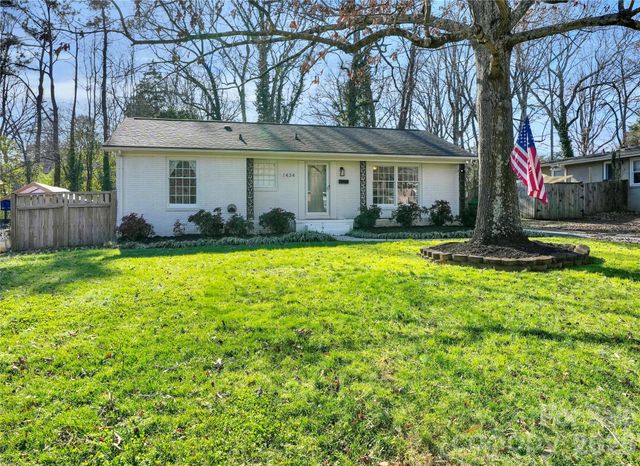 1434 Edgewater Drive, Charlotte, NC 28210