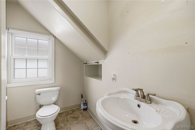12 Simson Street, Tonawanda, NY 14150