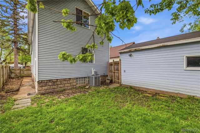12 Simson Street, Tonawanda, NY 14150
