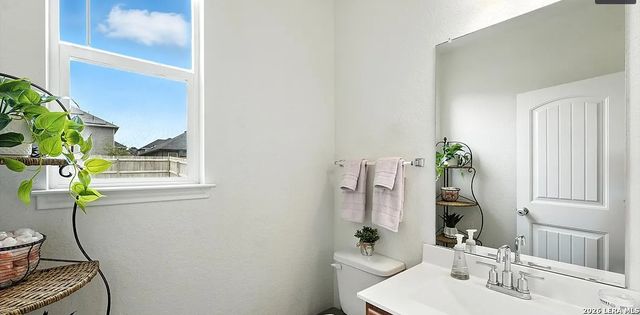 354 Deer Crest Dr, New Braunfels, TX 78130