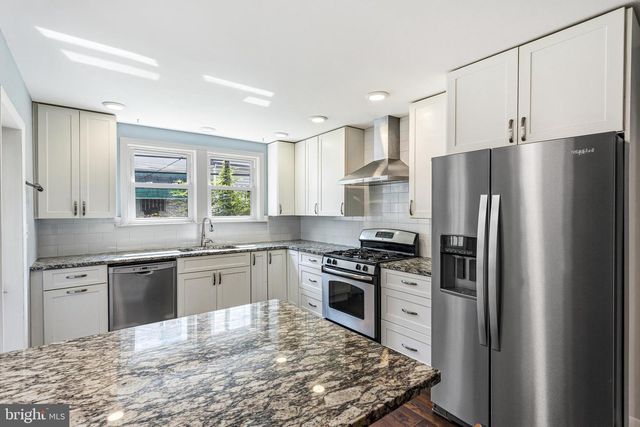 1705 S BANCROFT ST, Philadelphia, PA 19145