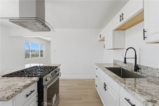 831 Las Amigas Drive, Barstow, CA 92311