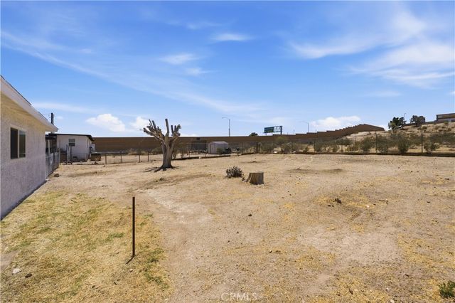 831 Las Amigas Drive, Barstow, CA 92311