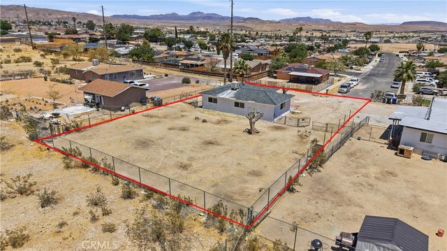 831 Las Amigas Drive, Barstow, CA 92311
