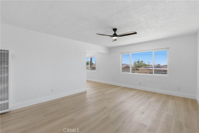 831 Las Amigas Drive, Barstow, CA 92311