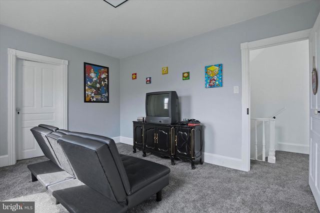 429 MAIN ST, Green Lane, PA 18054