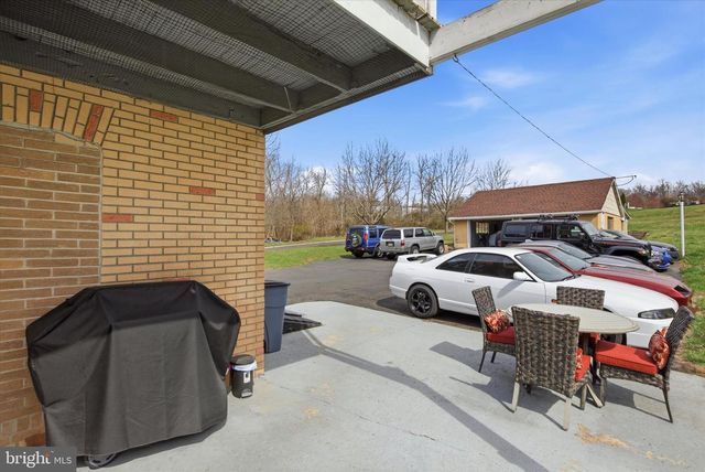 429 MAIN ST, Green Lane, PA 18054