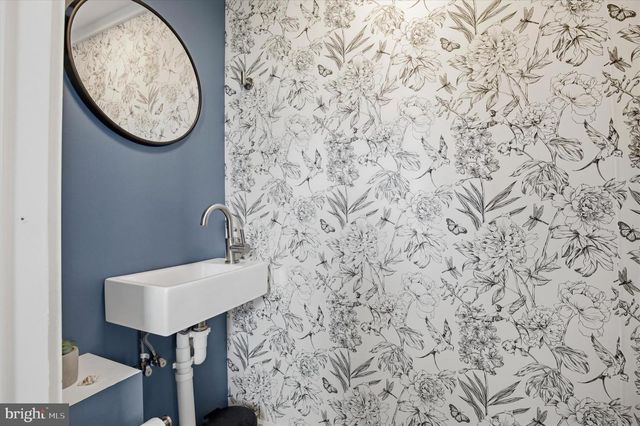 429 MAIN ST, Green Lane, PA 18054