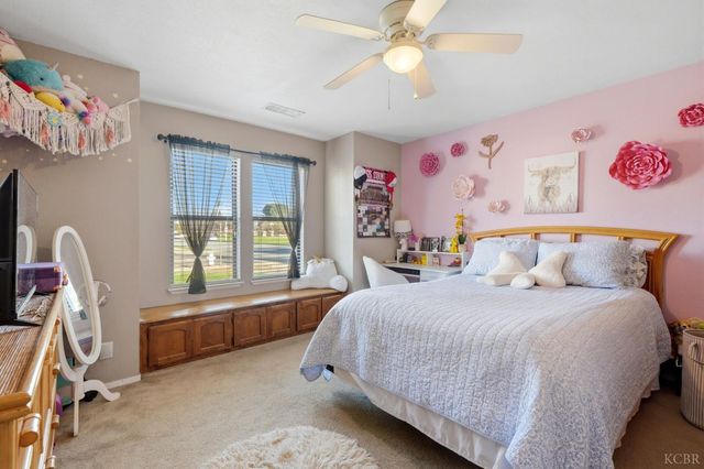 2202 Zion Way, Hanford, CA 93230