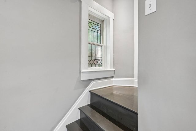 37 Stewart Avenue, Columbus, OH 43206