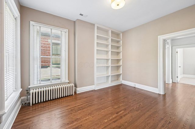 37 Stewart Avenue, Columbus, OH 43206