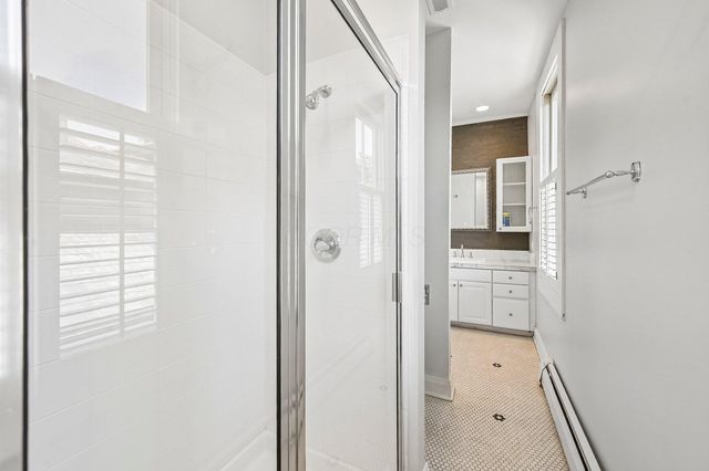 37 Stewart Avenue, Columbus, OH 43206