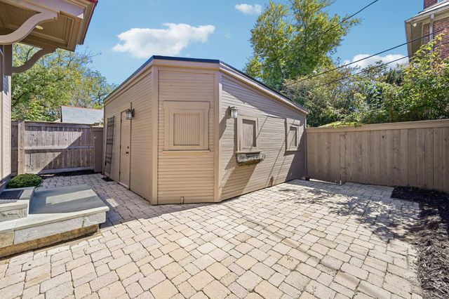 37 Stewart Avenue, Columbus, OH 43206