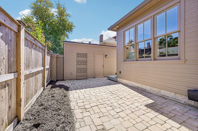 37 Stewart Avenue, Columbus, OH 43206