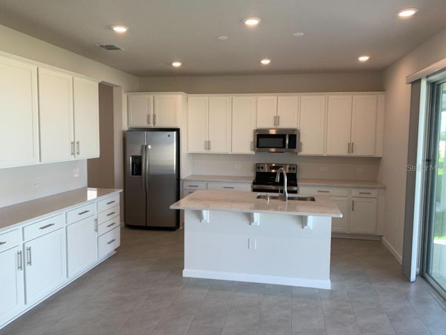 1064 SUGARWOOD STREET, Davenport, FL 33837