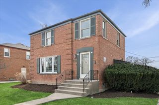 1140 Blanchan Avenue, La Grange Park, IL 60526