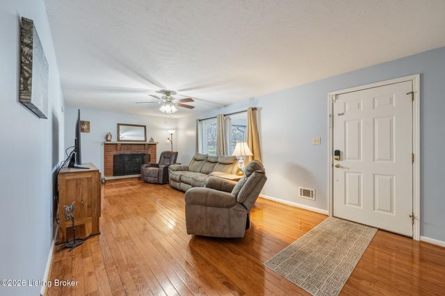 5506 Morning Glory Ln, Louisville, KY 40258