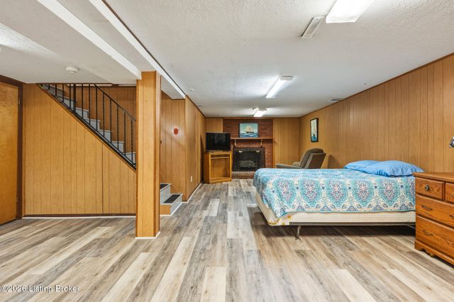 5506 Morning Glory Ln, Louisville, KY 40258