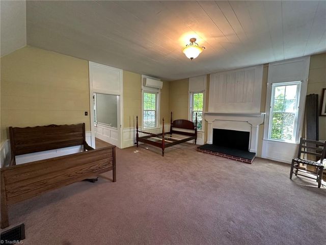 1217 W Main Street, Yadkinville, NC 27055