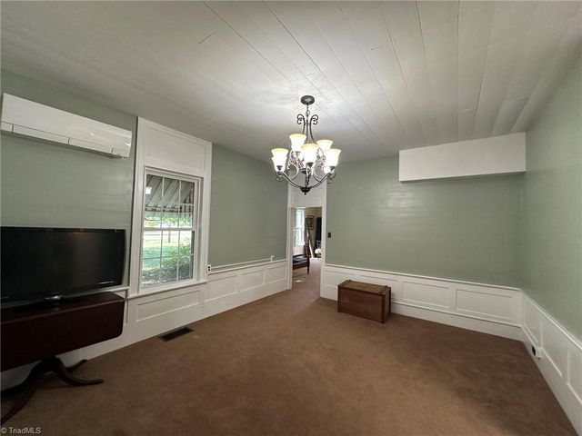 1217 W Main Street, Yadkinville, NC 27055