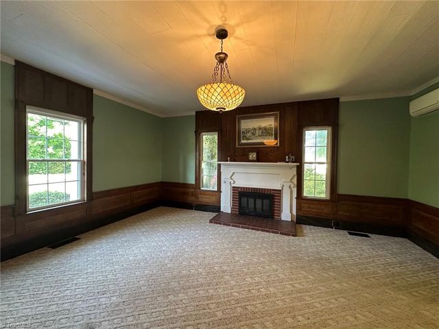 1217 W Main Street, Yadkinville, NC 27055
