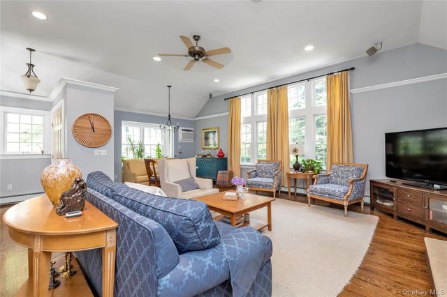 550 Nassau Boulevard, West Hempstead, NY 11552