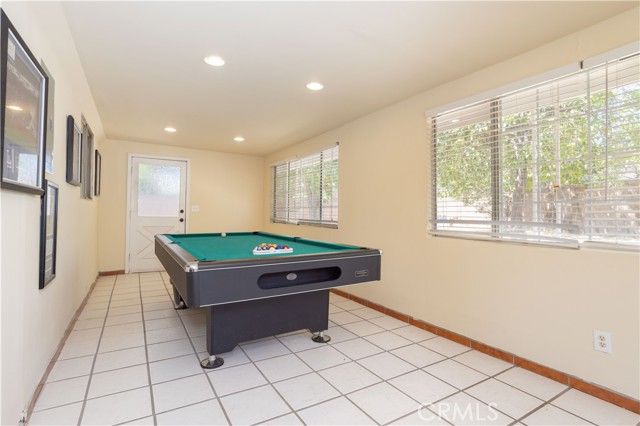 8825 Sophia Avenue, North Hills (los Angeles), CA 91343