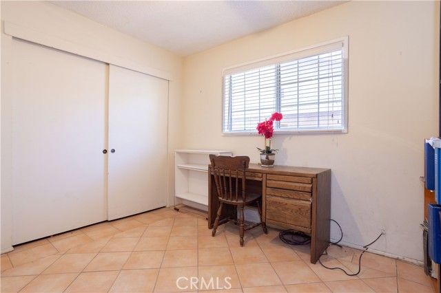 8825 Sophia Avenue, North Hills (los Angeles), CA 91343