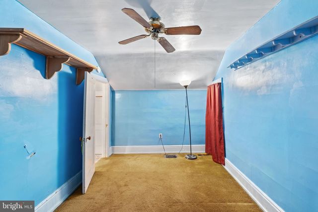 6121 WAYNE AVE, Pennsauken, NJ 08110