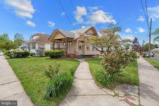 6121 WAYNE AVE, Pennsauken, NJ 08110
