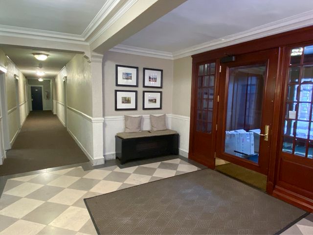 62 Queensberry St 407, Boston, MA 02215