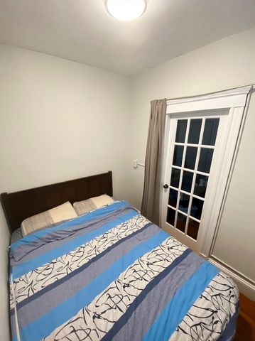 62 Queensberry St 407, Boston, MA 02215