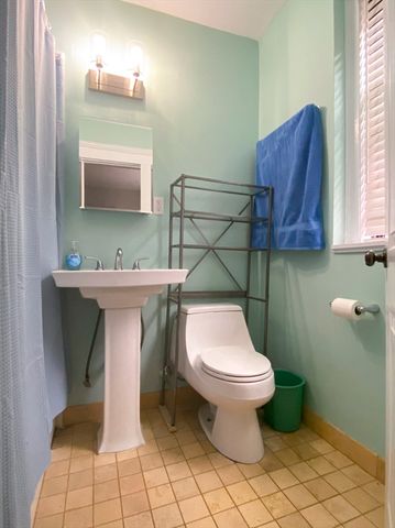 62 Queensberry St 407, Boston, MA 02215