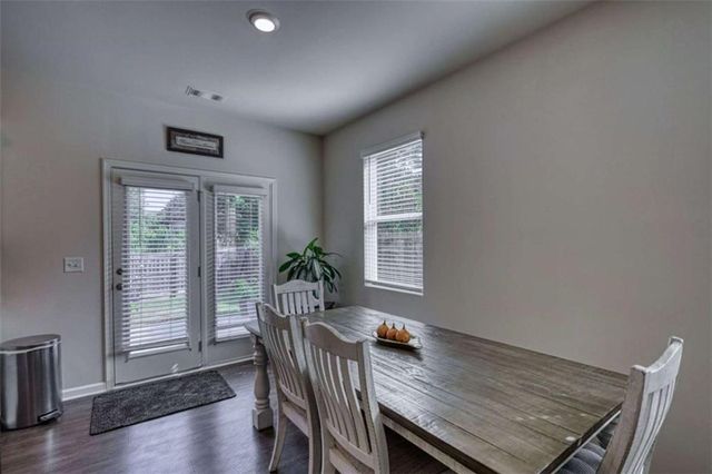5164 Barberry Avenue, Oakwood, GA 30566
