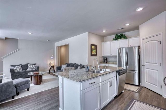 5164 Barberry Avenue, Oakwood, GA 30566