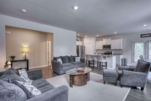5164 Barberry Avenue, Oakwood, GA 30566