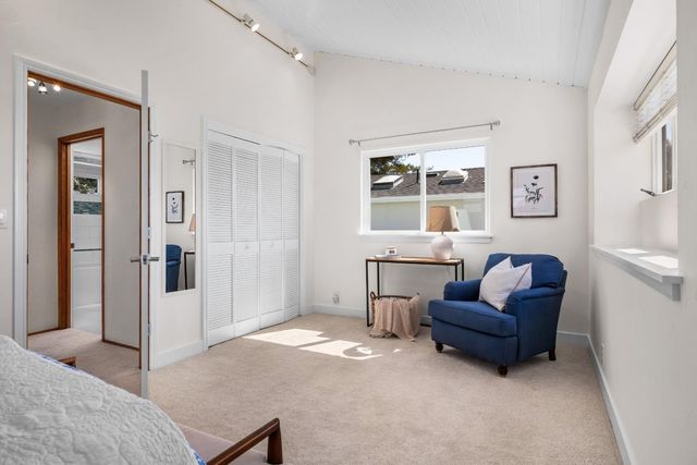 464 Hampstead Way, Santa Cruz, CA 95062