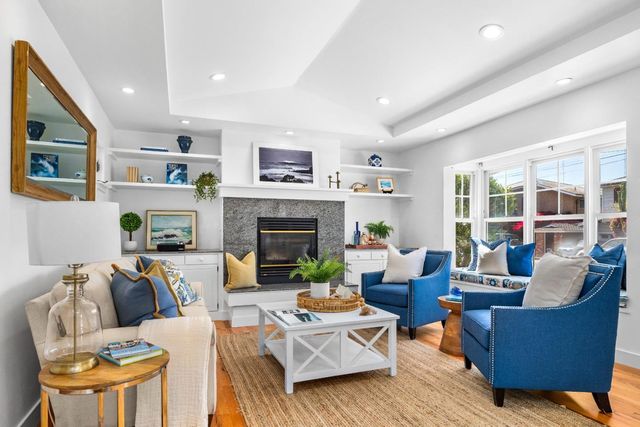 464 Hampstead Way, Santa Cruz, CA 95062
