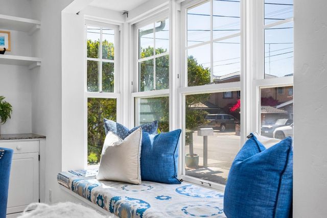 464 Hampstead Way, Santa Cruz, CA 95062