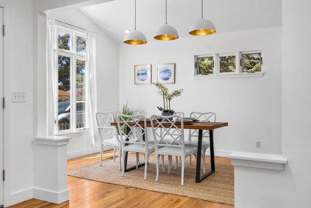 464 Hampstead Way, Santa Cruz, CA 95062