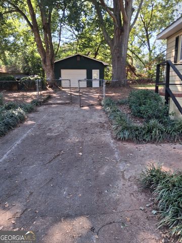 125 Lakeside Drive, Griffin, GA 30223