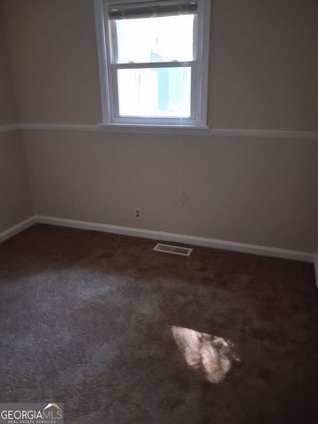125 Lakeside Drive, Griffin, GA 30223