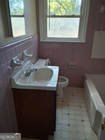 125 Lakeside Drive, Griffin, GA 30223