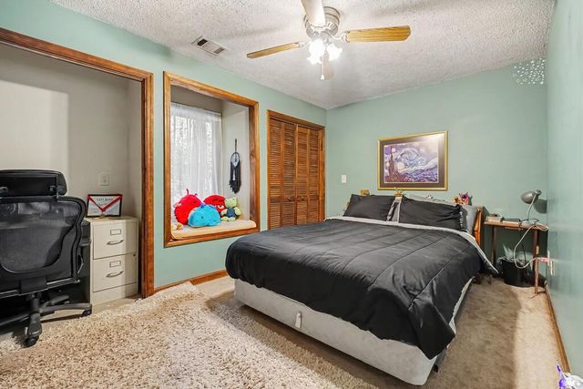 25 Woodall Rd Se, White, GA 30184