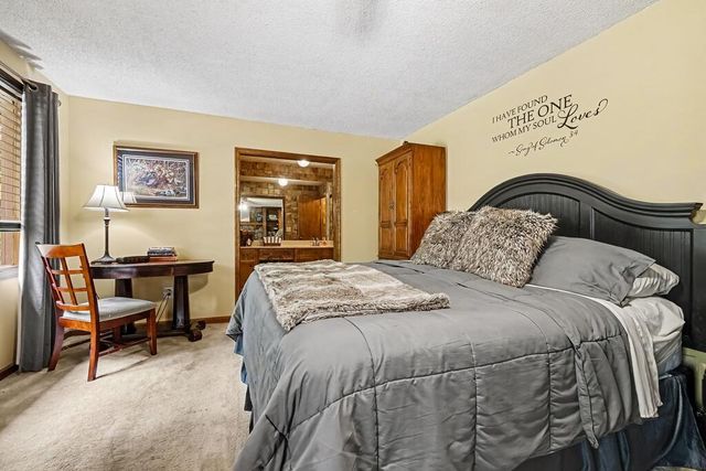 25 Woodall Rd Se, White, GA 30184