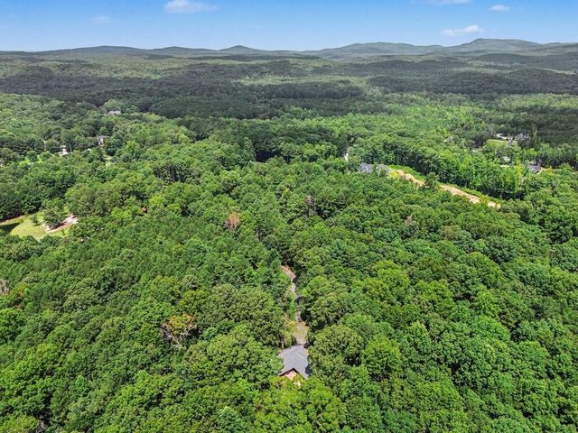25 Woodall Rd Se, White, GA 30184
