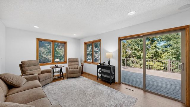 1419 Glendale Hills Drive NE, Rochester, MN 55906