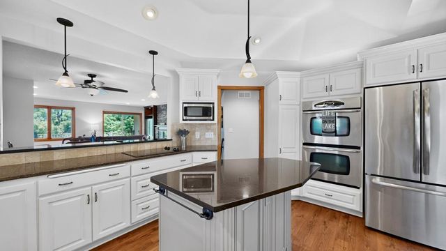 1419 Glendale Hills Drive NE, Rochester, MN 55906