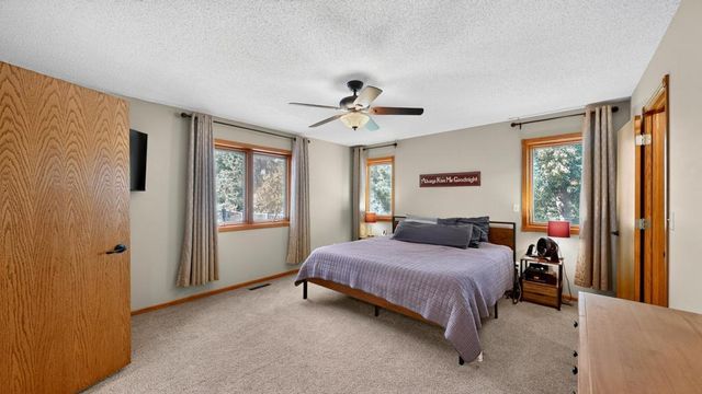 1419 Glendale Hills Drive NE, Rochester, MN 55906